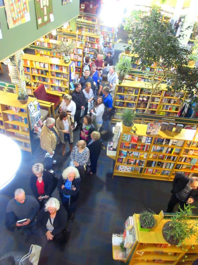 Cool aerial shot of the signing line. Good job, Herb!